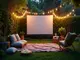 beamer-leinwand-outdoor-so-gelingt-das-kinoerlebnis-im-garten